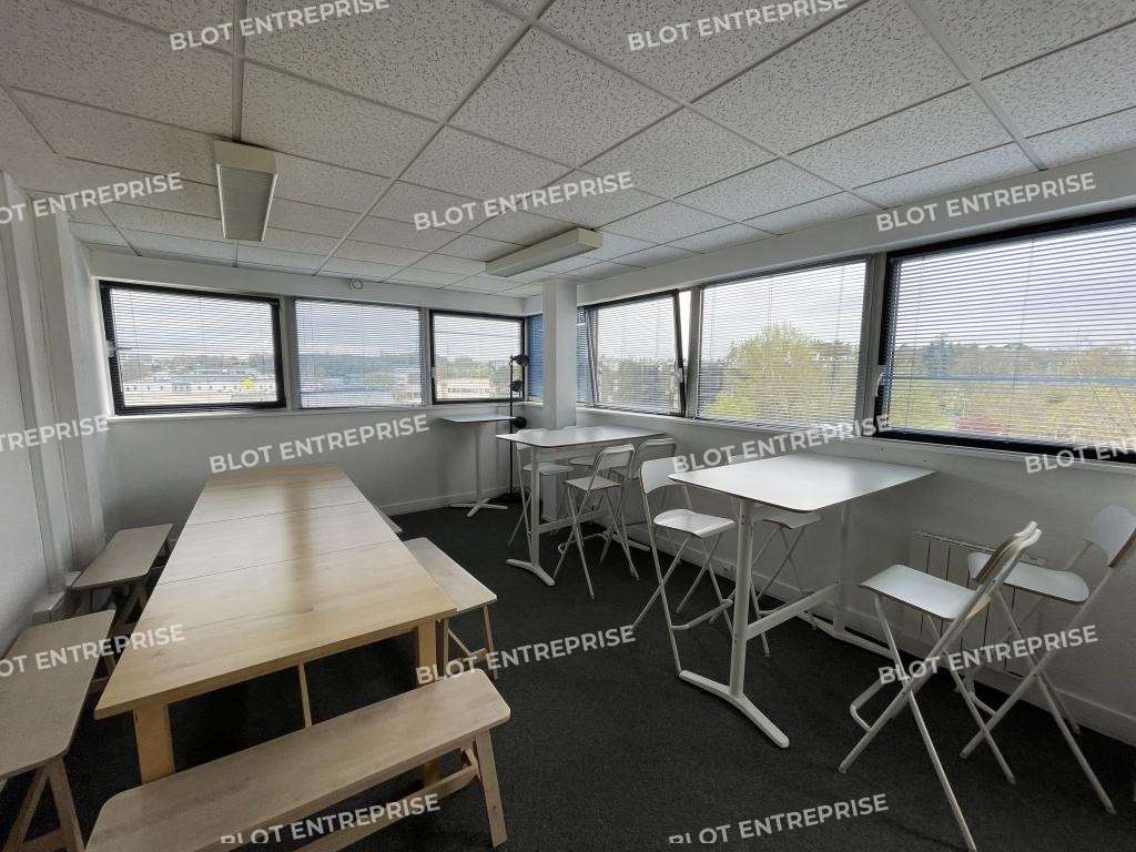 A louer bureaux 133m² à Cesson-Sévigné