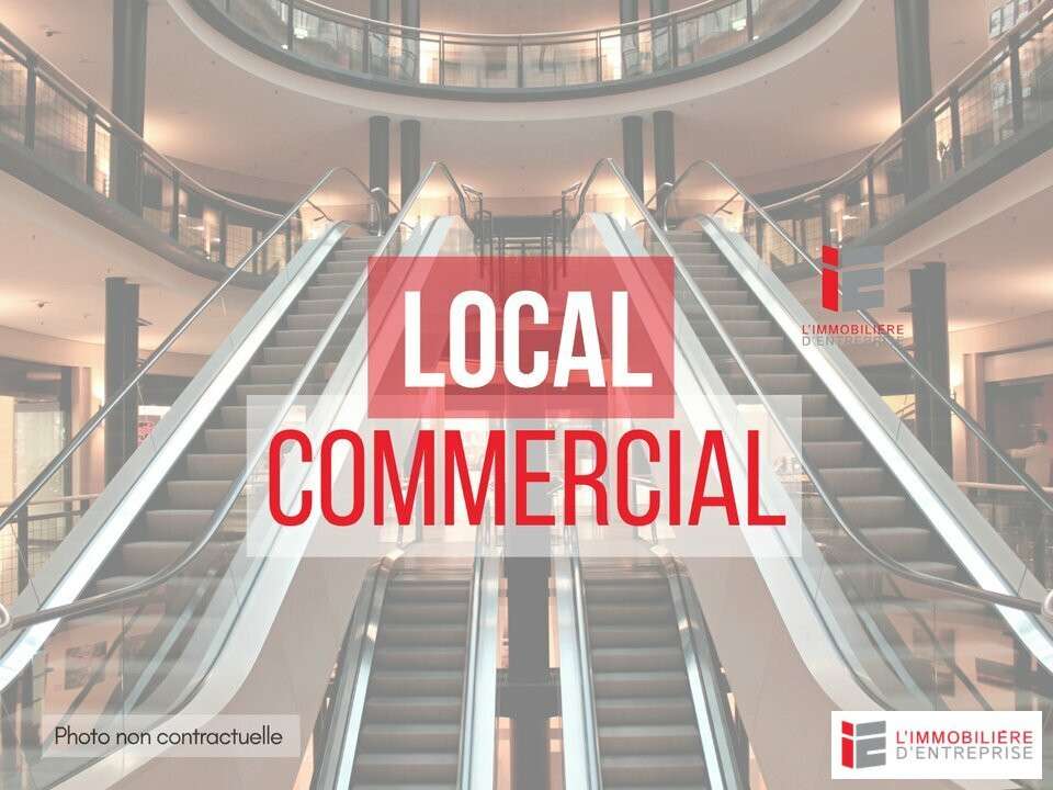AV local commercial 1087m² à Pleurtuit 