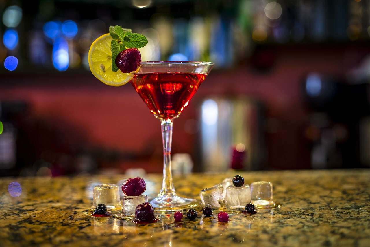 Pas de porte local avec licence IV Quais Bordeaux