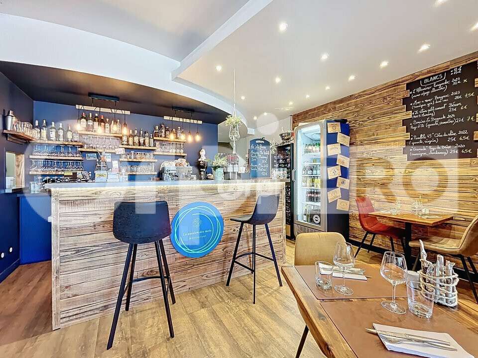 Cède restaurant clef en main à Panazol axe passant