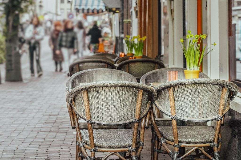 AV restaurant bistrot hyper centre-ville Charente