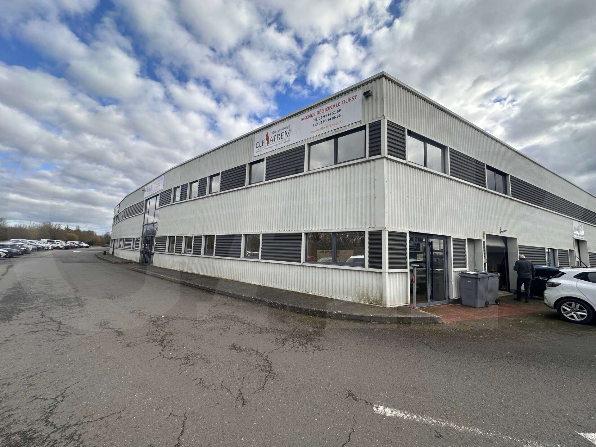 Opportunité  472m² à louer Chartres-de-Bretagne