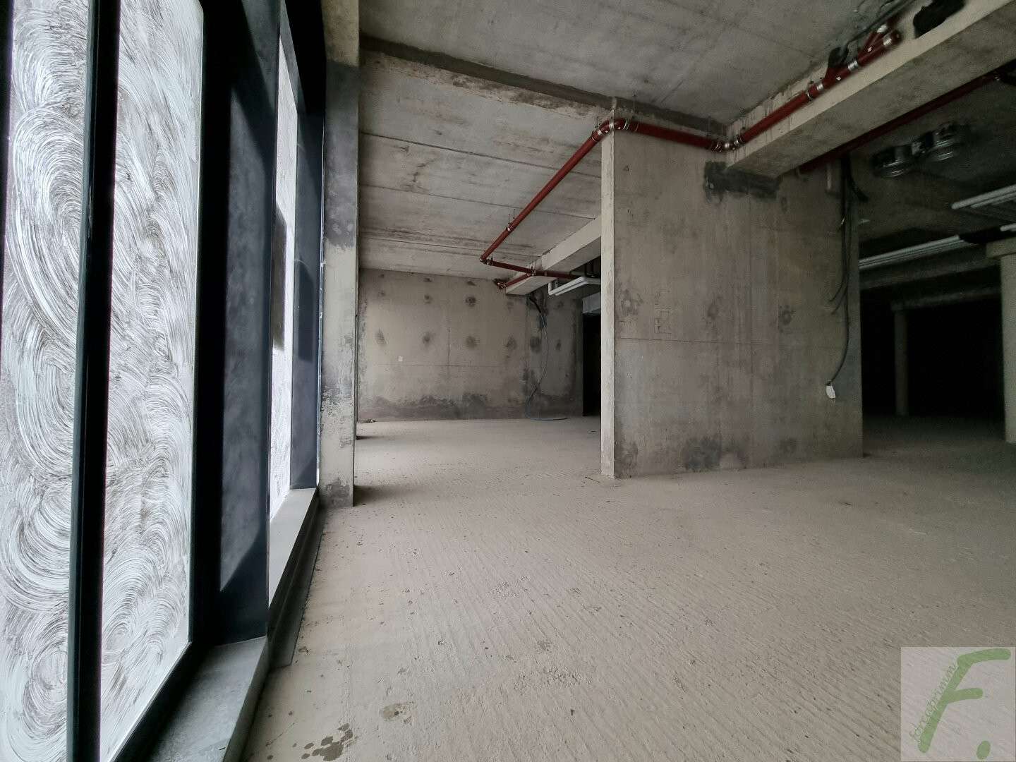 A vendre local commercial 417m² à Rumilly centre