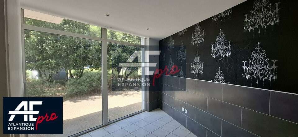 Local commercial 84m² à louer à Trignac