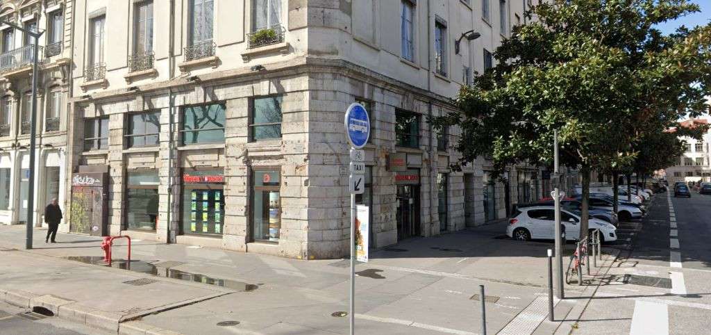 À louer local idéalement situé à Lyon centre 