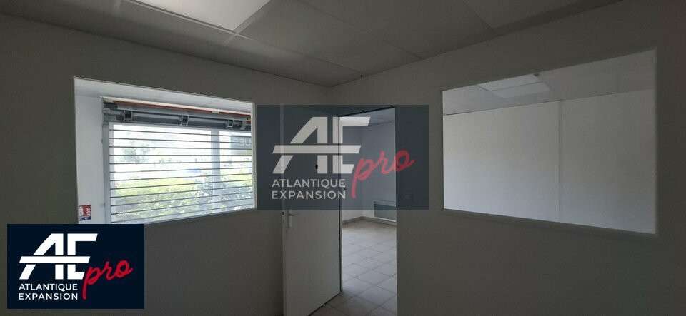 Local commercial 49m² à louer à Trignac