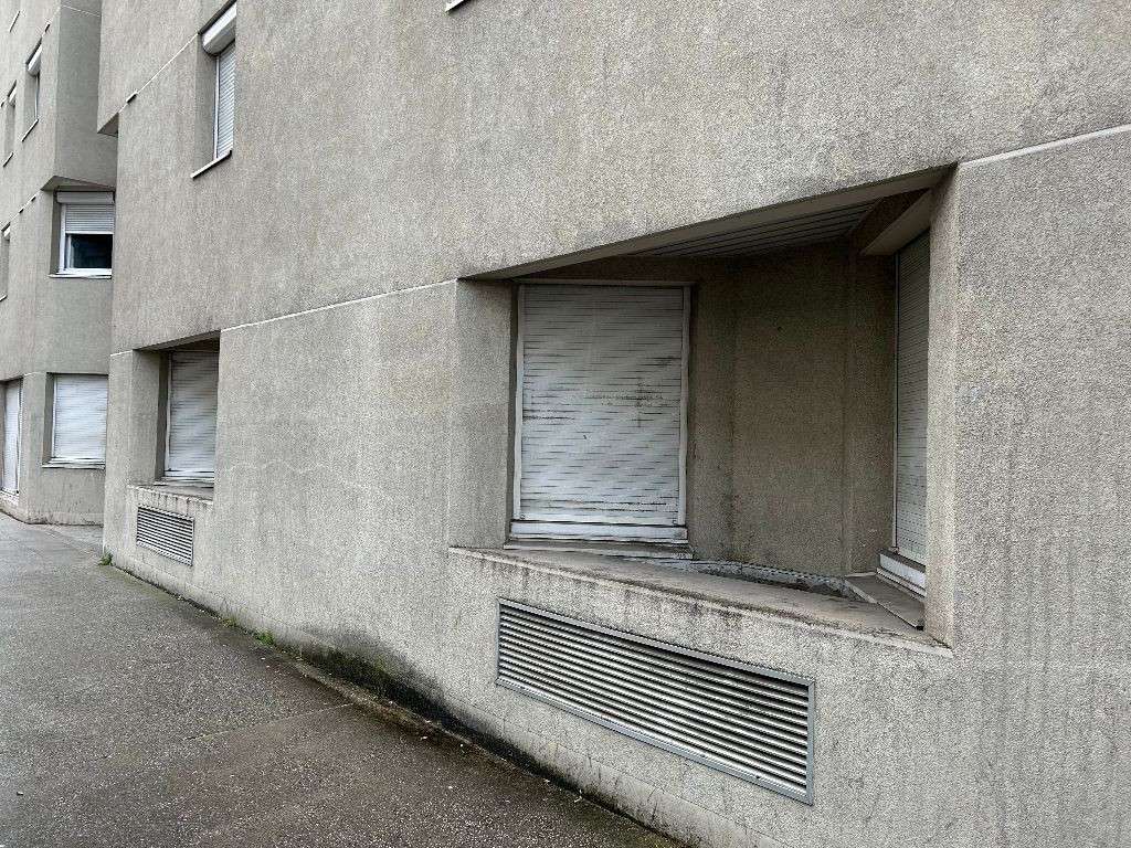 Location local 367m² à Villeurbanne