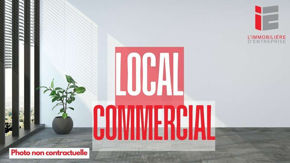 Local commercial à louer à Séné proche Poulfanc 