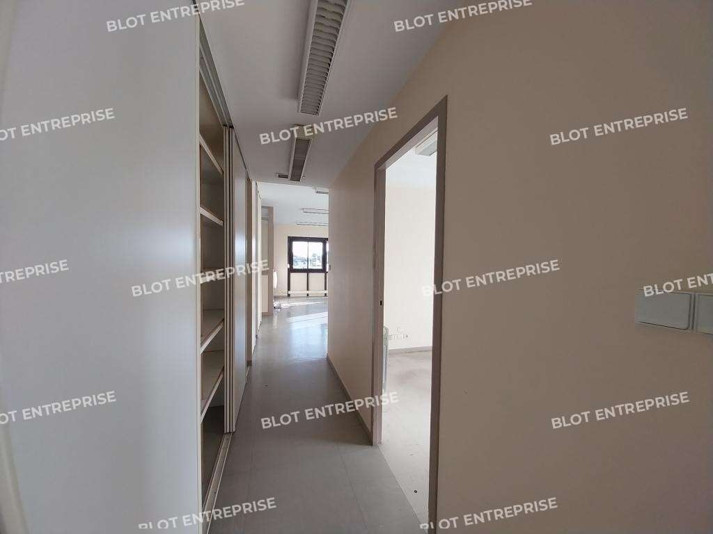 A vendre bureaux 160m² à Saint Nazaire Oceanis