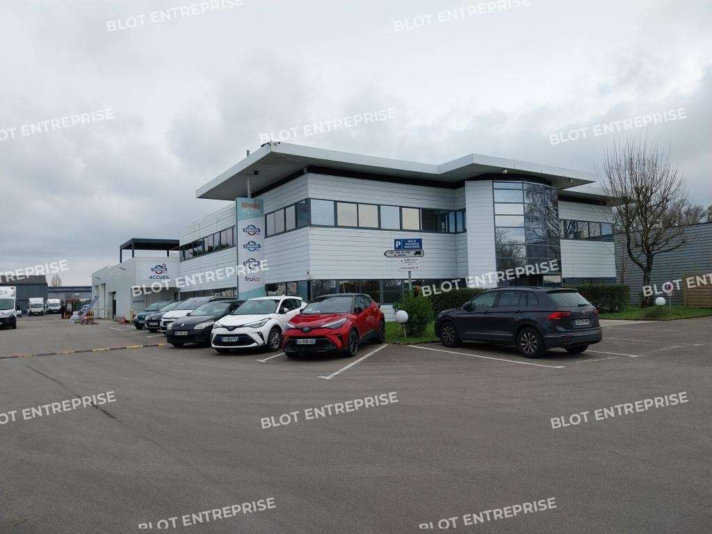 A vendre locaux 2047m² à Saint-Herblain Atlantis