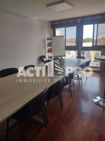À vendre bureaux 240m² R+4 avec parkings Perpignan