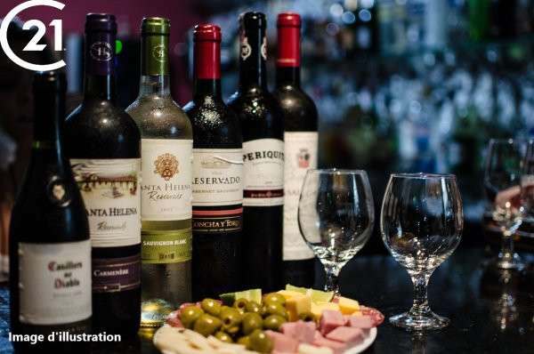 Vente cave à vins épicerie fine ville dynamique 11