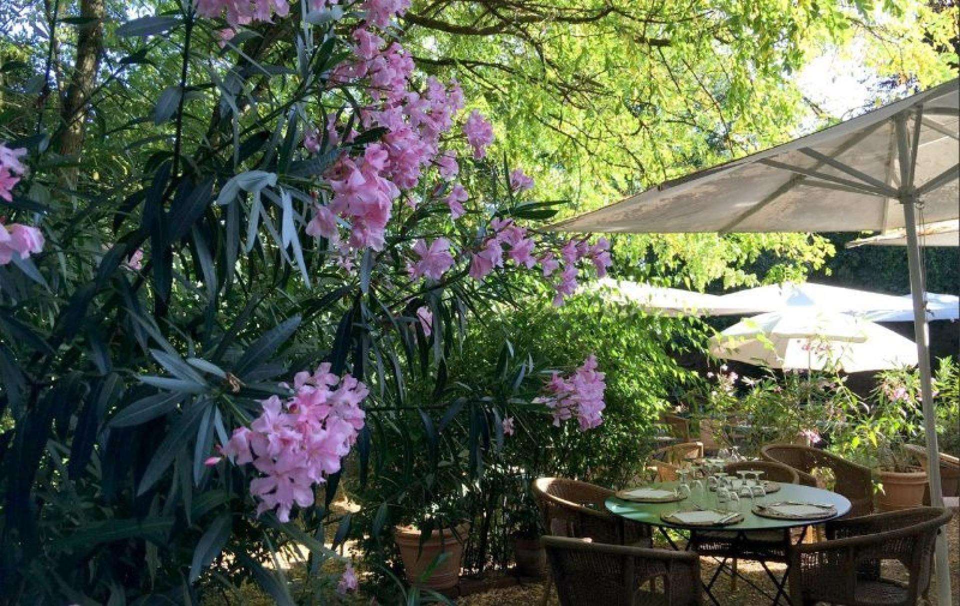 AV murs et fonds restaurant St-Julien-de-Concelles
