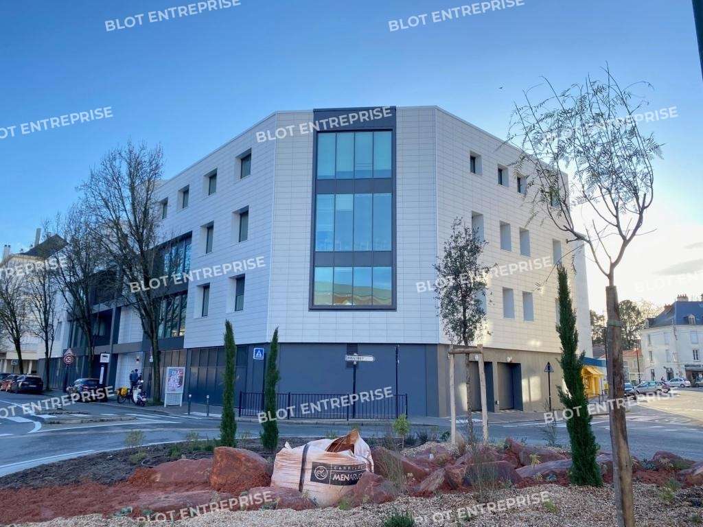 A louer immeuble de bureaux 4 260m² à Nantes