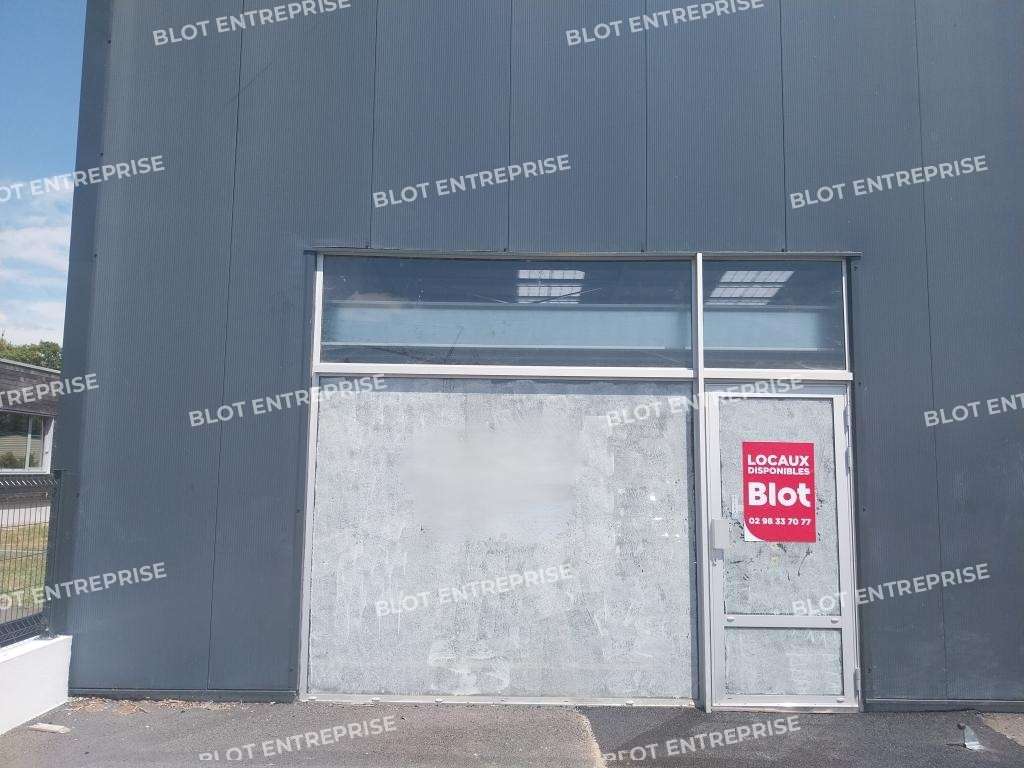 A louer local d'activités 662m² à Saint-Évarzec