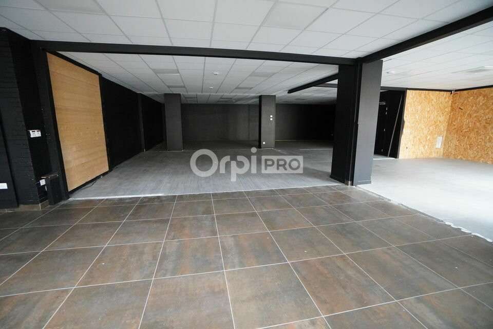 AV local commercial 204m² à Dijon prox République