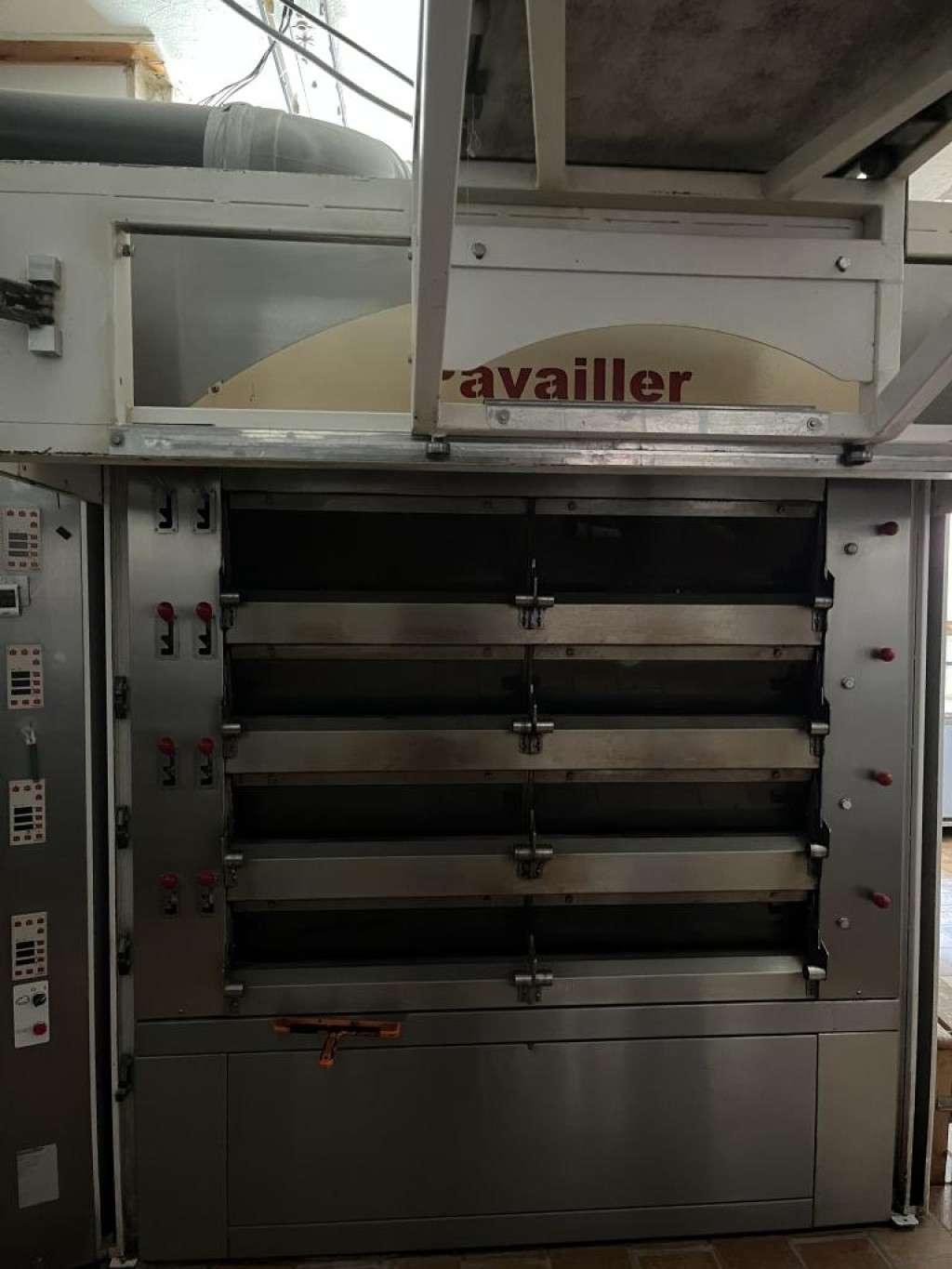 Vente boulangerie-pâtisserie de station (73)