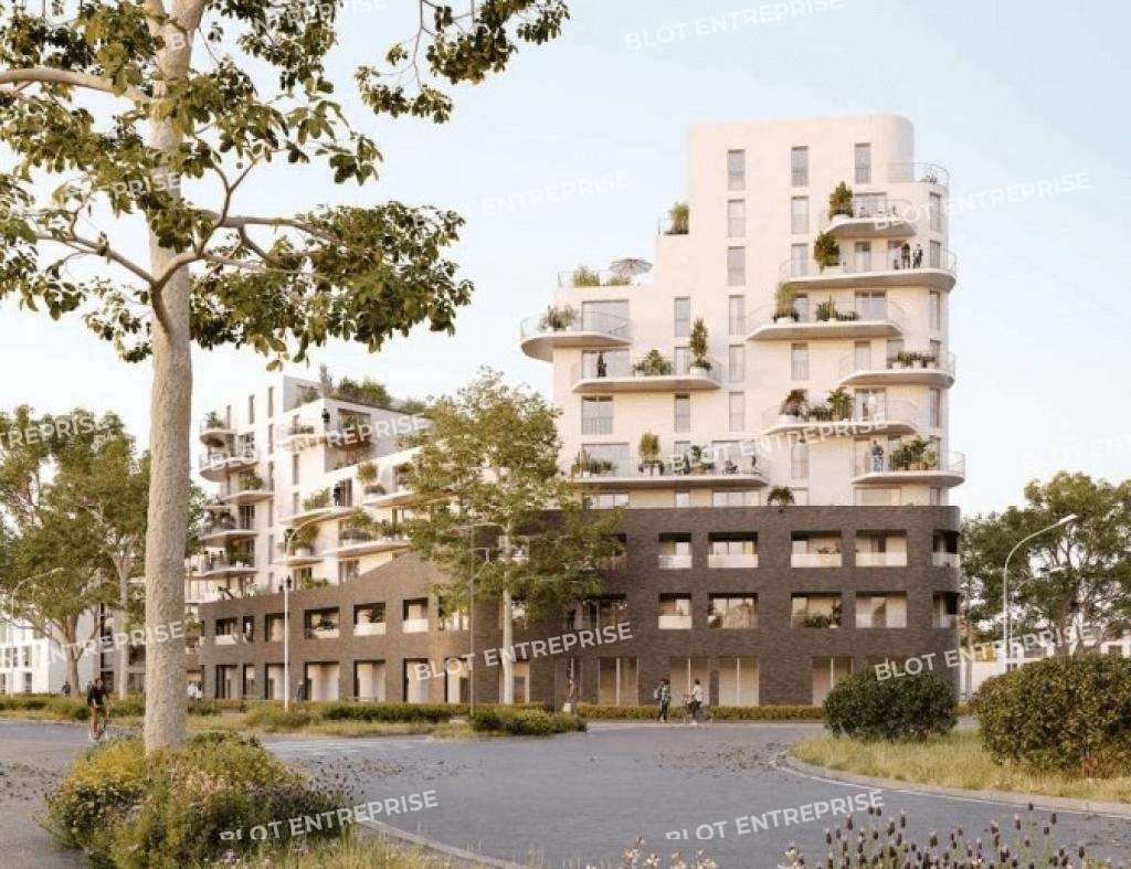 A louer locaux commerciaux 82m² à Orvault