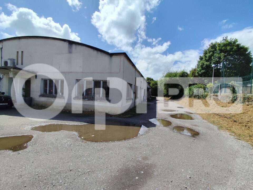 A louer local de stockage Le Palais-sur-Vienne