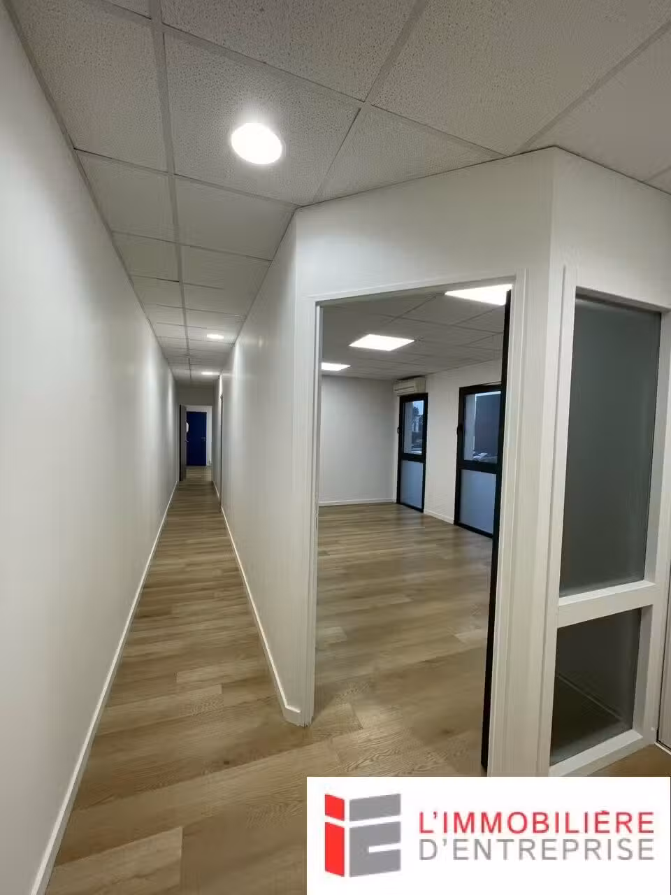 Bureaux de 160m² à louer au 1er étage à Vannes