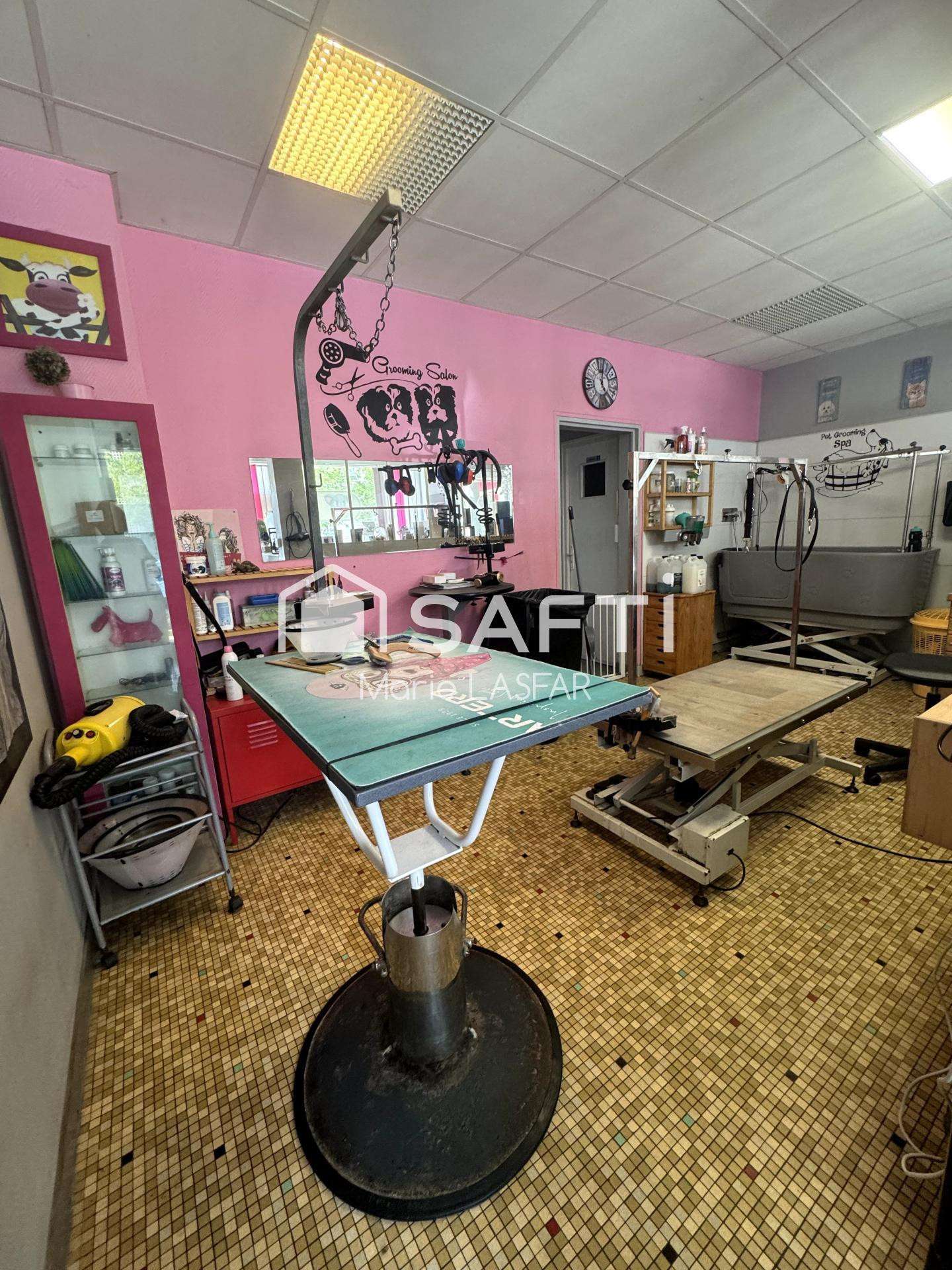 Vente local commercial 50m² bien situé à Mérignac