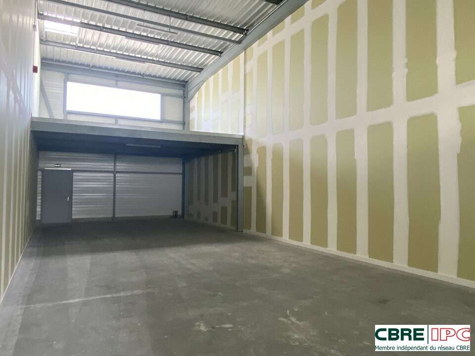 Location local 145m² à Saint Martin de Seignanx