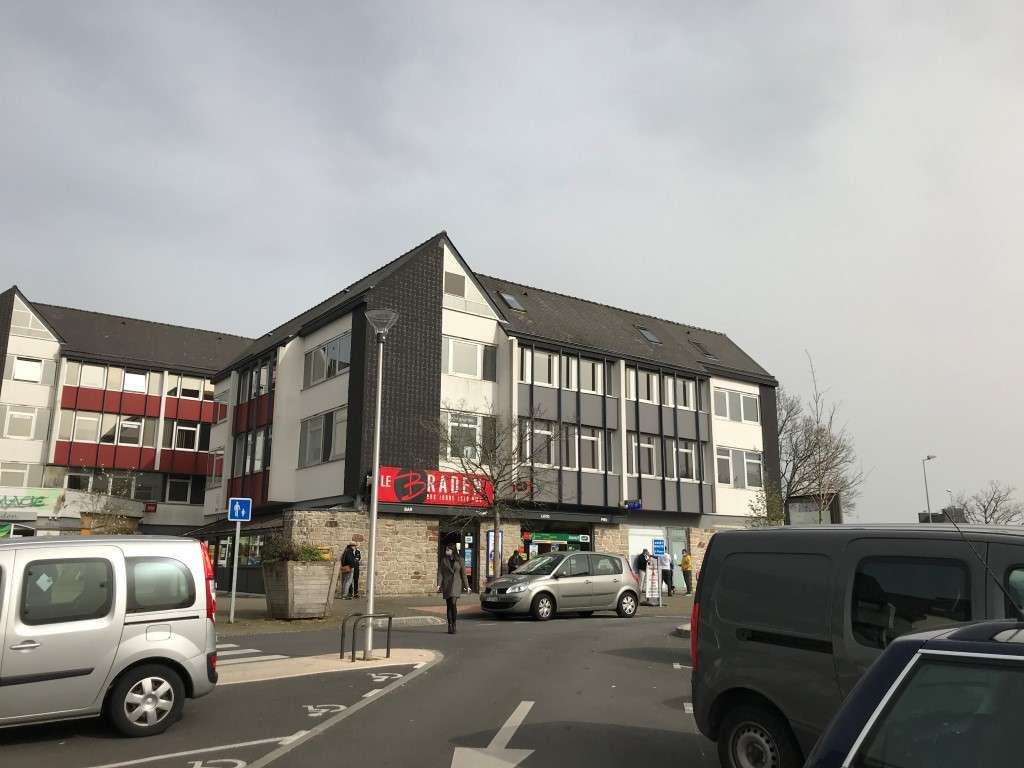 Vente bureaux de 830m² au 1er étage à Quimper