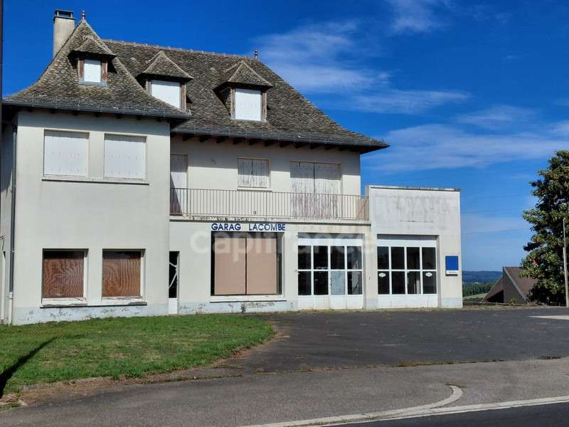 Ancien garage automobile fort potentiel Montsalvy