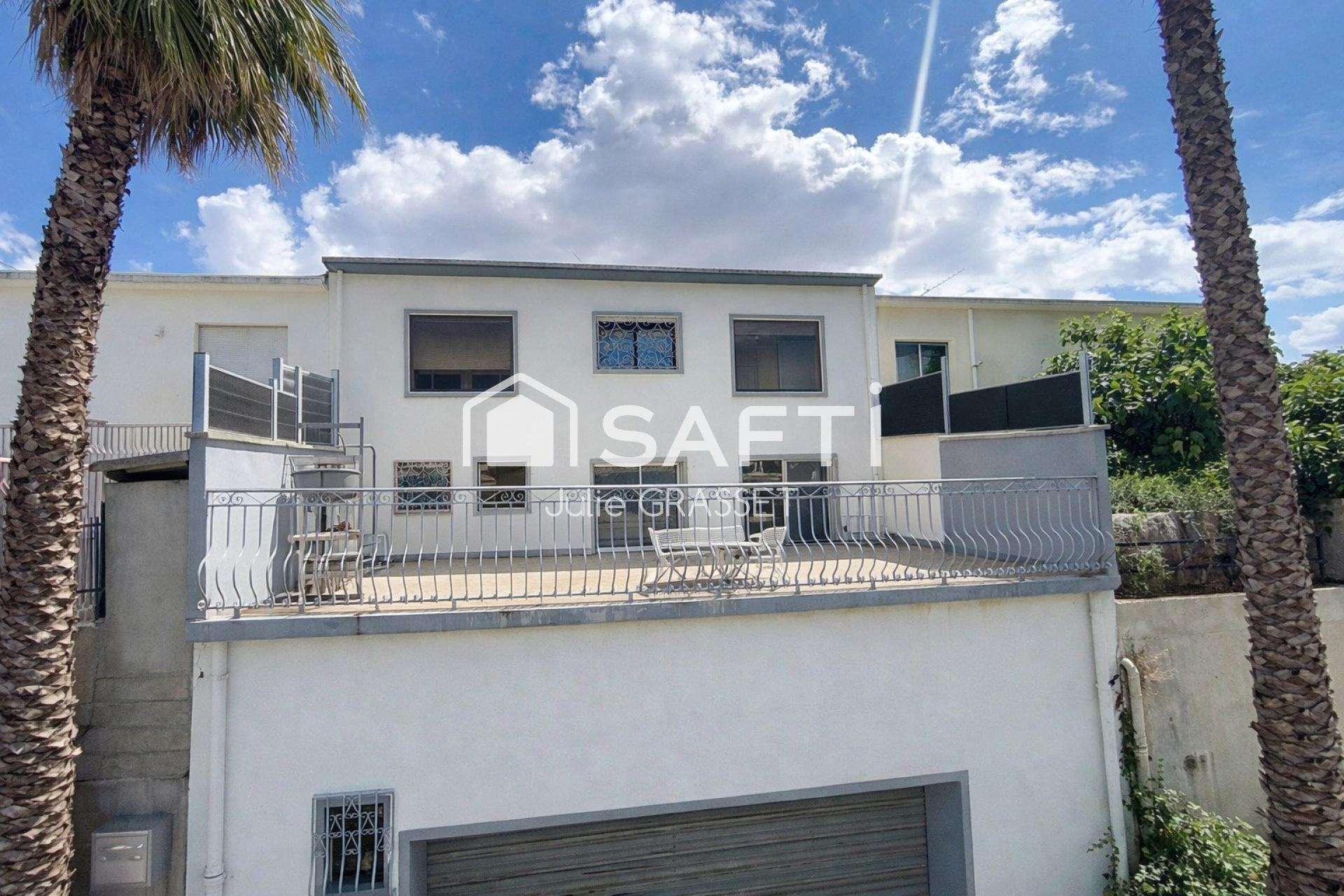 Maison avec extérieurs et garage 130m²à Béziers