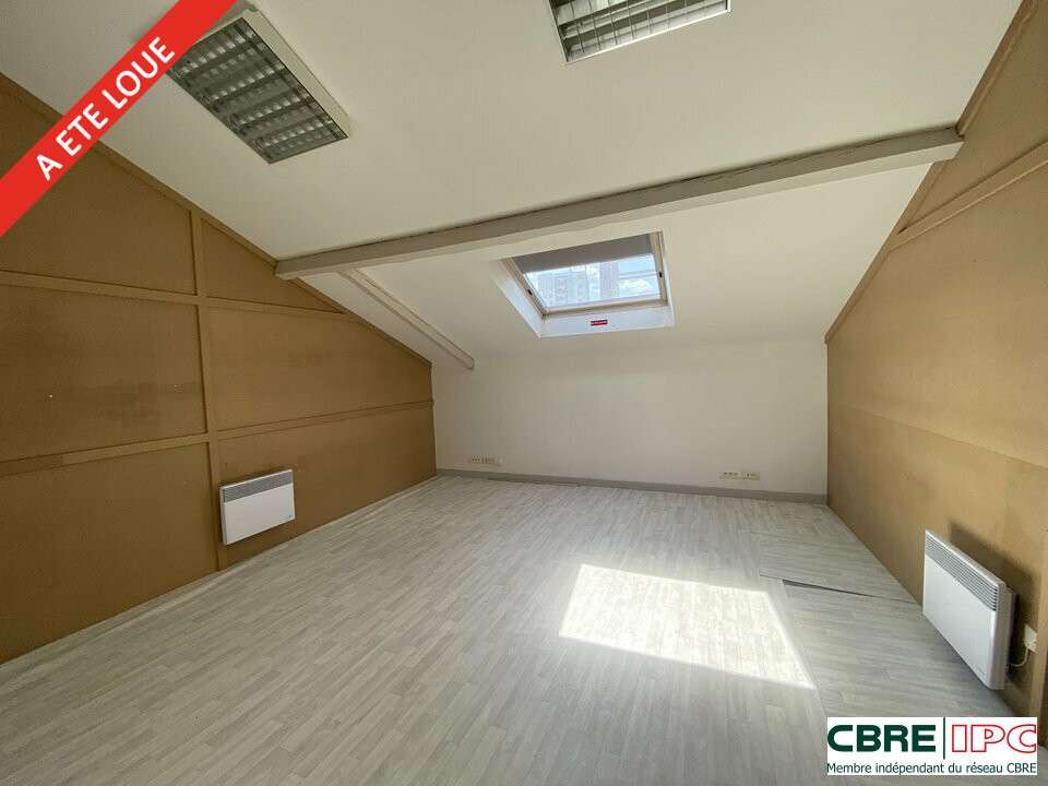 Location local 160m² proche Allées Marines Bayonne
