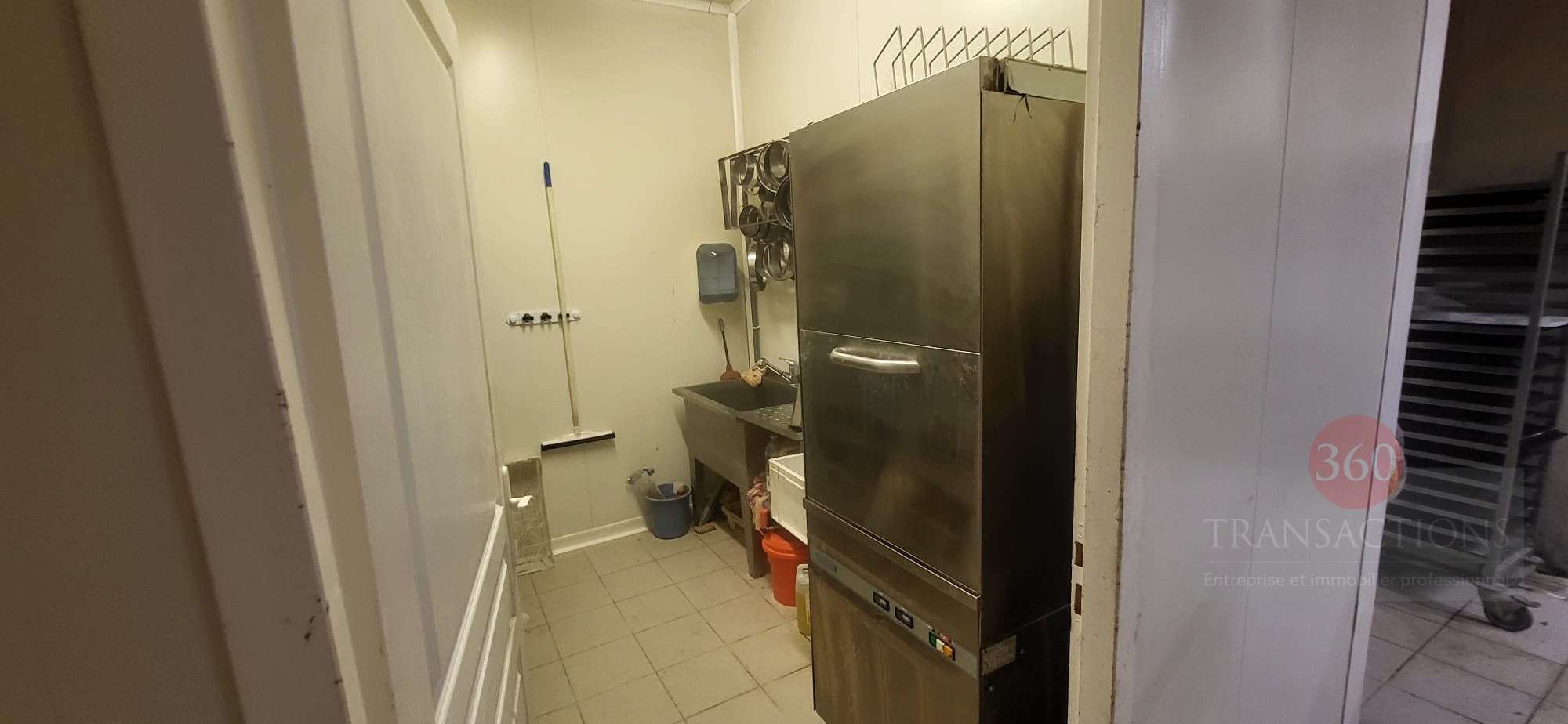 Vente boulangerie spacieuse places assises à Fumel