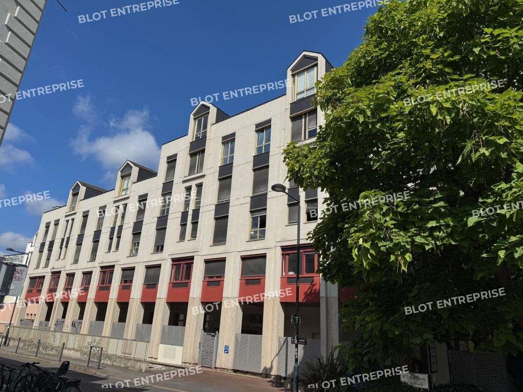 À vendre bureaux 100m² Nantes Champs de Mars