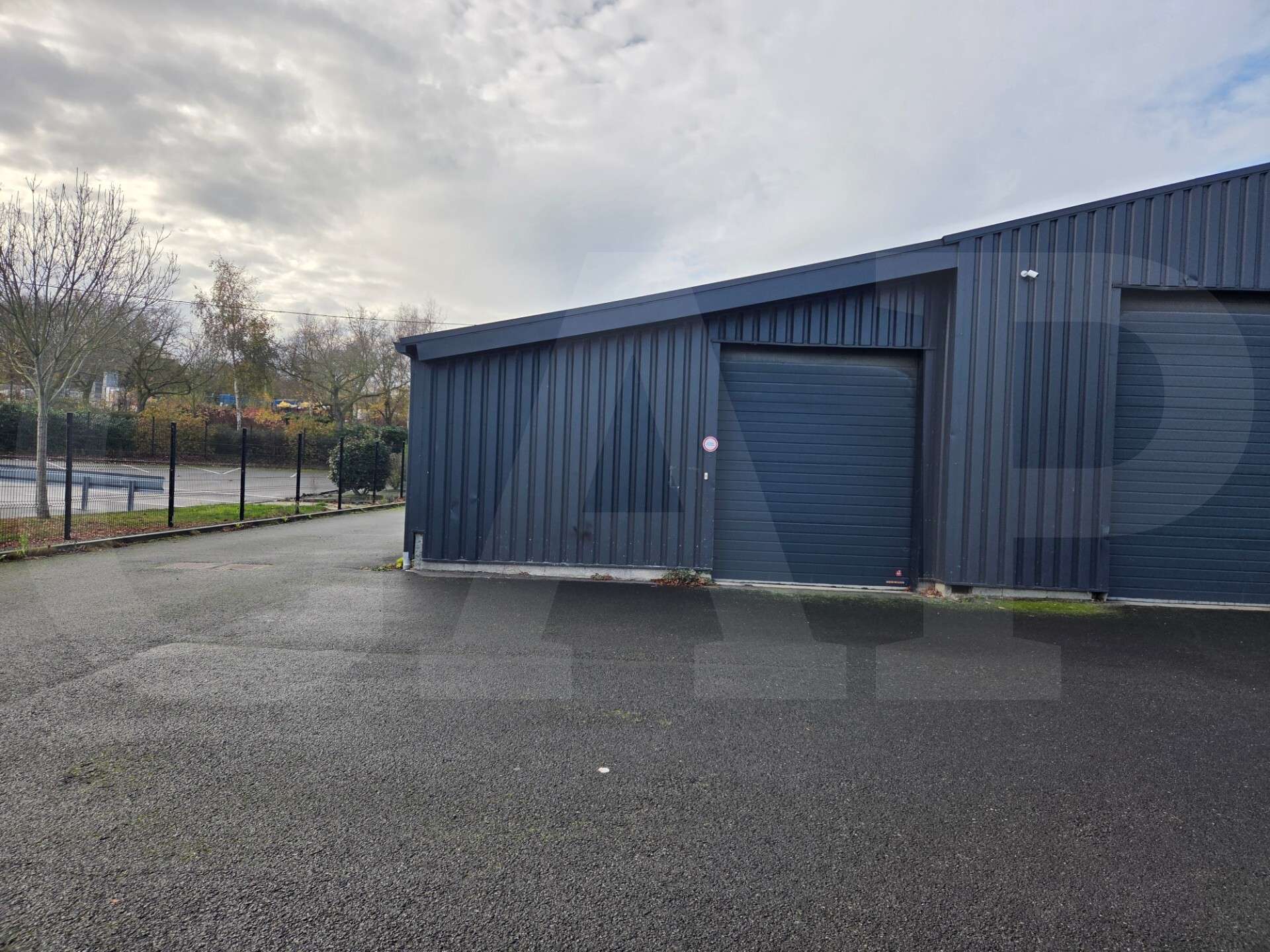 A louer cellule d'activité 175m² à Saint Malo