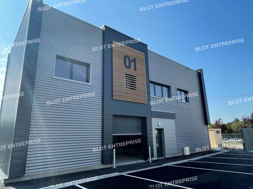 Location cellule 305m² Nantes Ouest Saint-Herblain