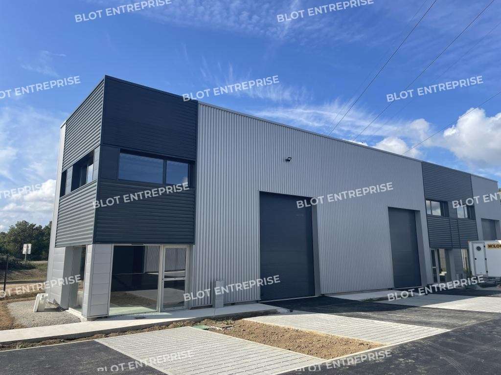 AV cellule d'activités 168m² Saint-Jean-de-Boiseau
