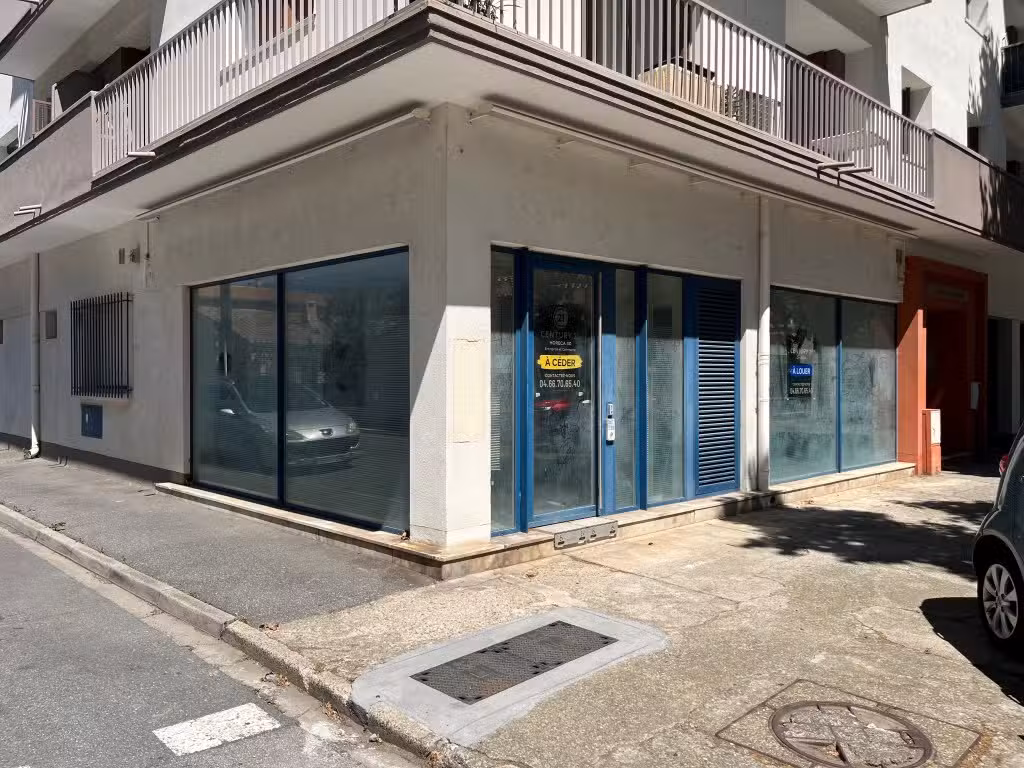 A vendre à louer local d’angle 65m² à Narbonne