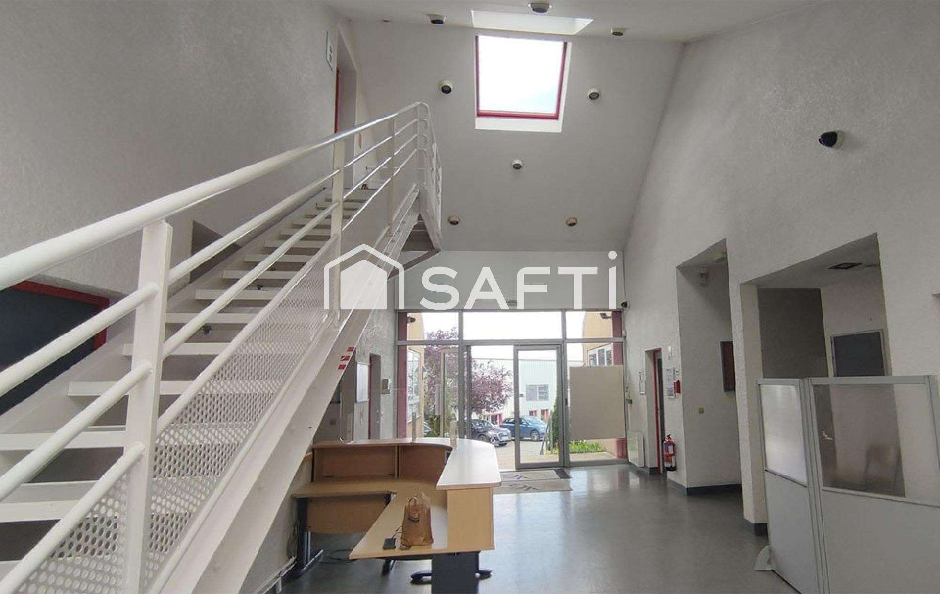 Vente immeuble indépendant 367m² à Linas