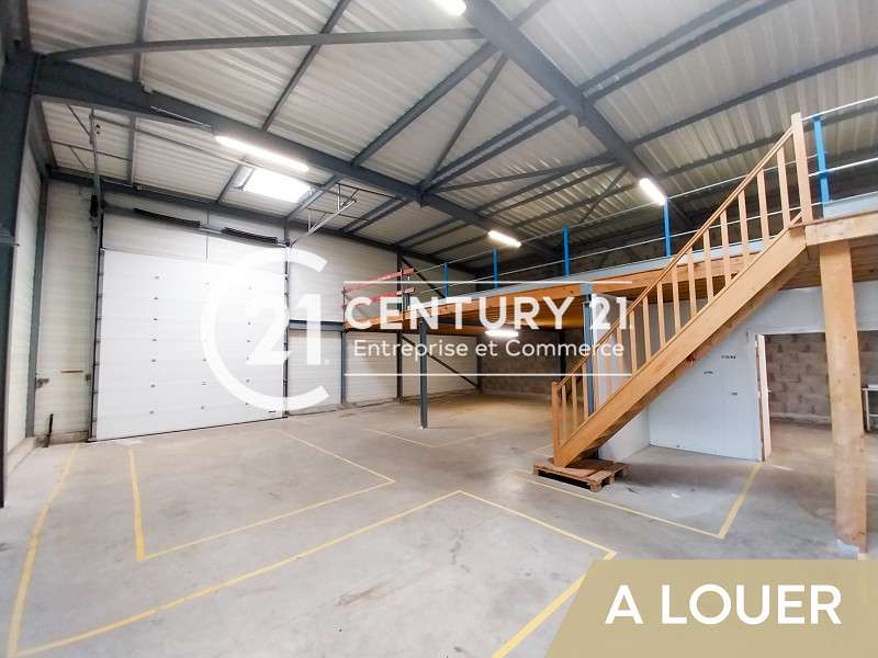 A louer bâtiment artisanal St-Nazaire ZI de Brais