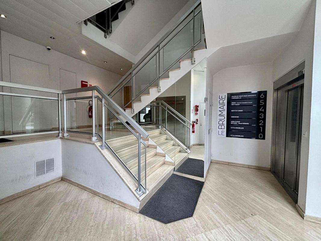 Vente bureaux 146m² rue de l'Université à Lyon 7e