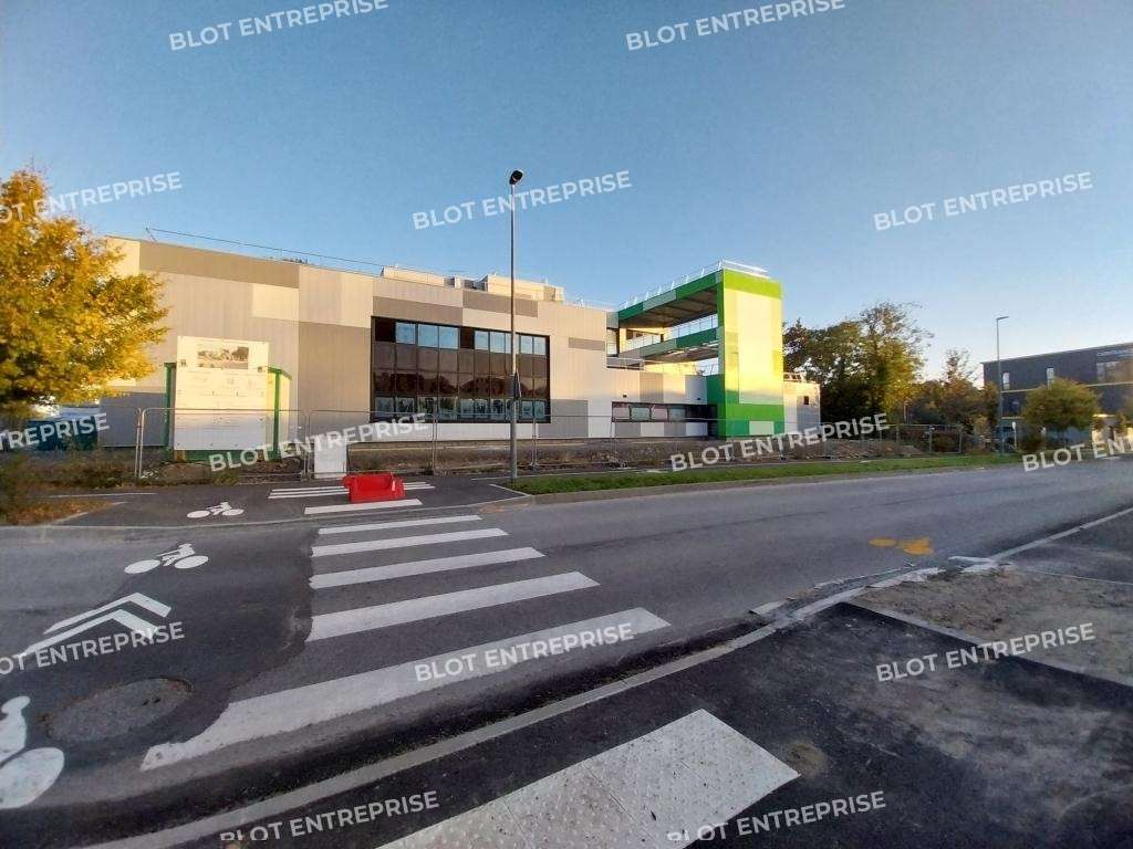 A louer bureaux neufs 58m² R+1 à Brest Kergaradec 