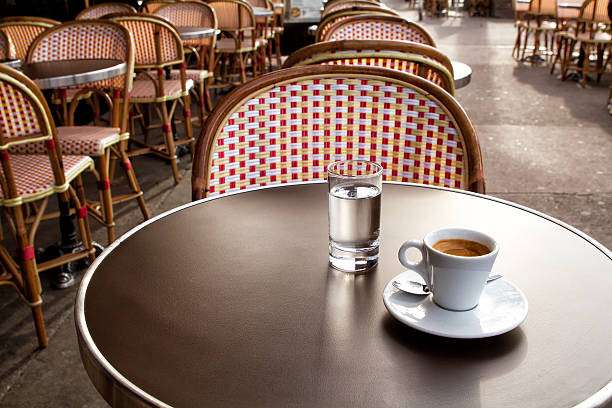Vente fonds bar restaurant brasserie à Paris 75020