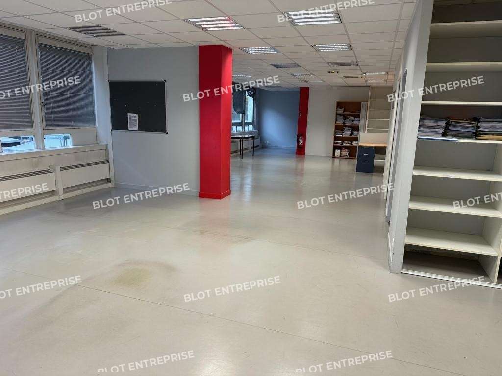 A louer bureaux 200m² à Rennes centre