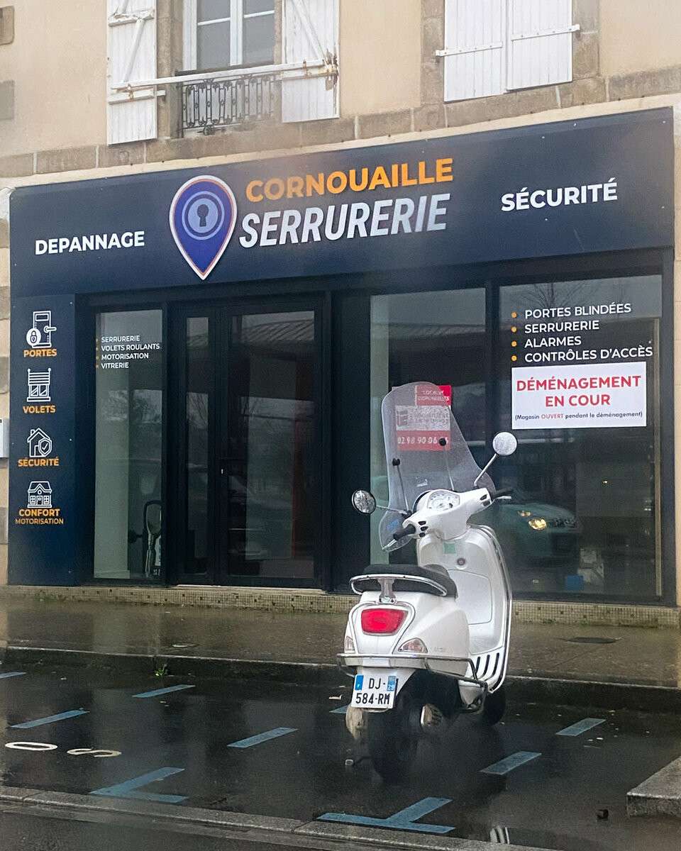 A louer local commercial 130m² face gare Quimper