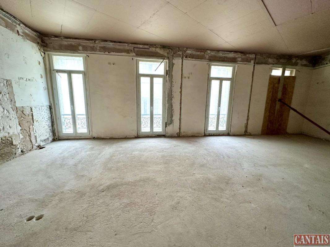 Vente immeuble à rénover 680m² à Marseille centre