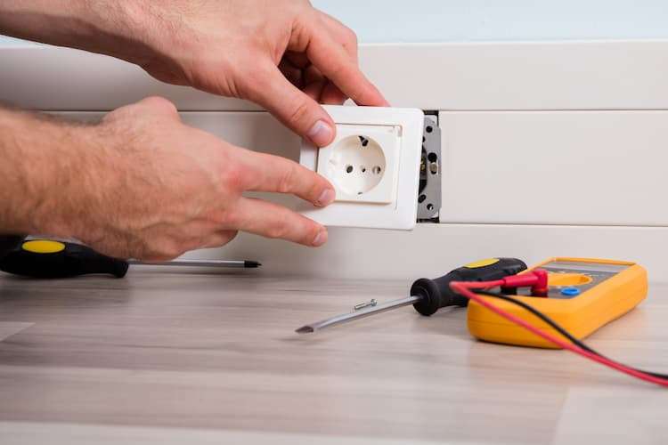 A vendre entreprise d'électricité dept 86 / 79