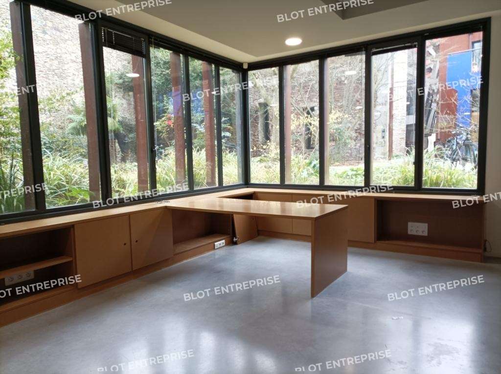 A louer bureaux 110m² Nantes centre Champs de Mars
