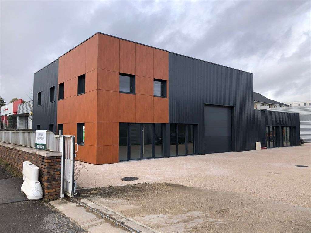 Location local commercial 450m² Fontaine-lès-Dijon