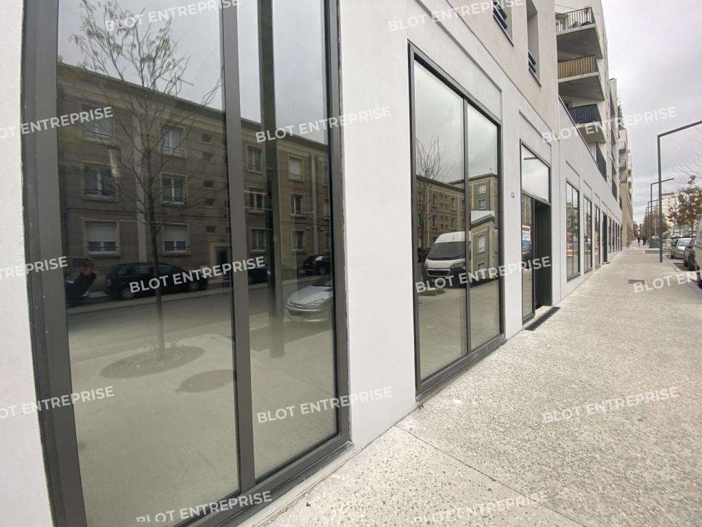 A vendre local commercial 228m² Lorient Gare