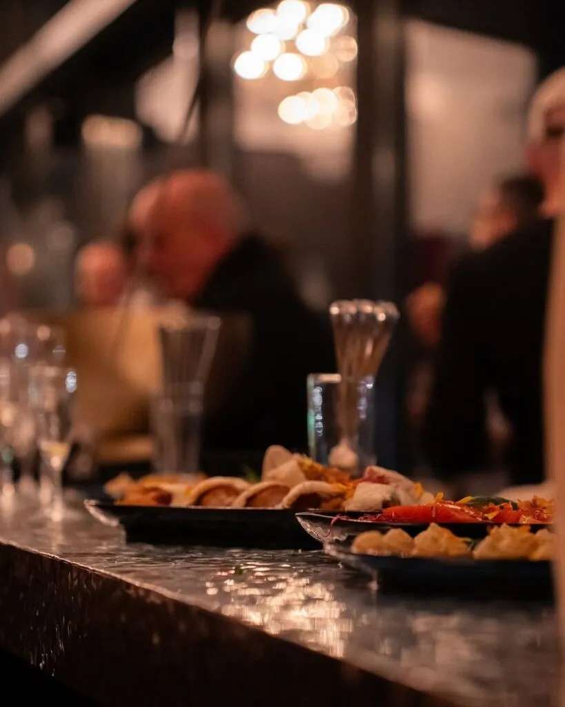 Vente fonds restaurant bistro tapas festif 75018