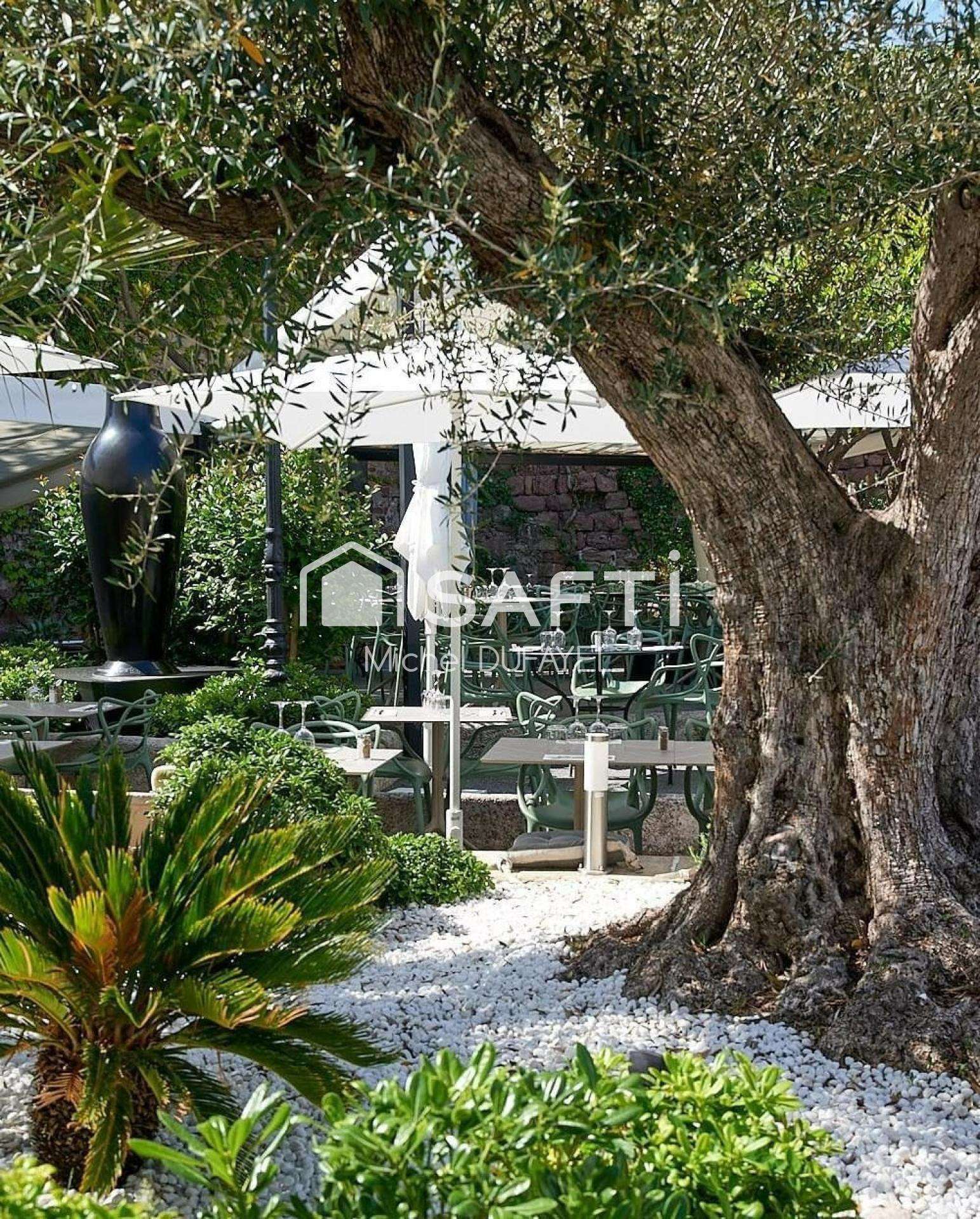 Vente restaurant en plein centre de Saint-Raphaël